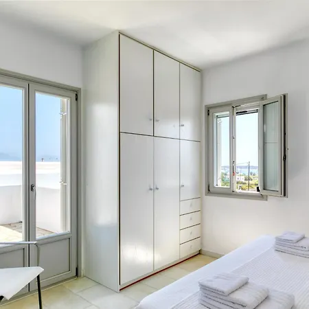 Dioni * Santa Maria (Paros)