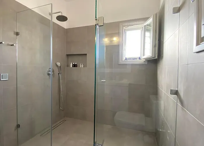 Dioni Santa Maria (Paros)